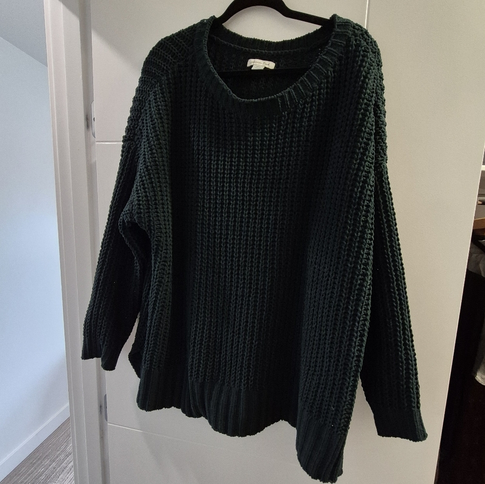 American Eagle polyester cable knit sweater